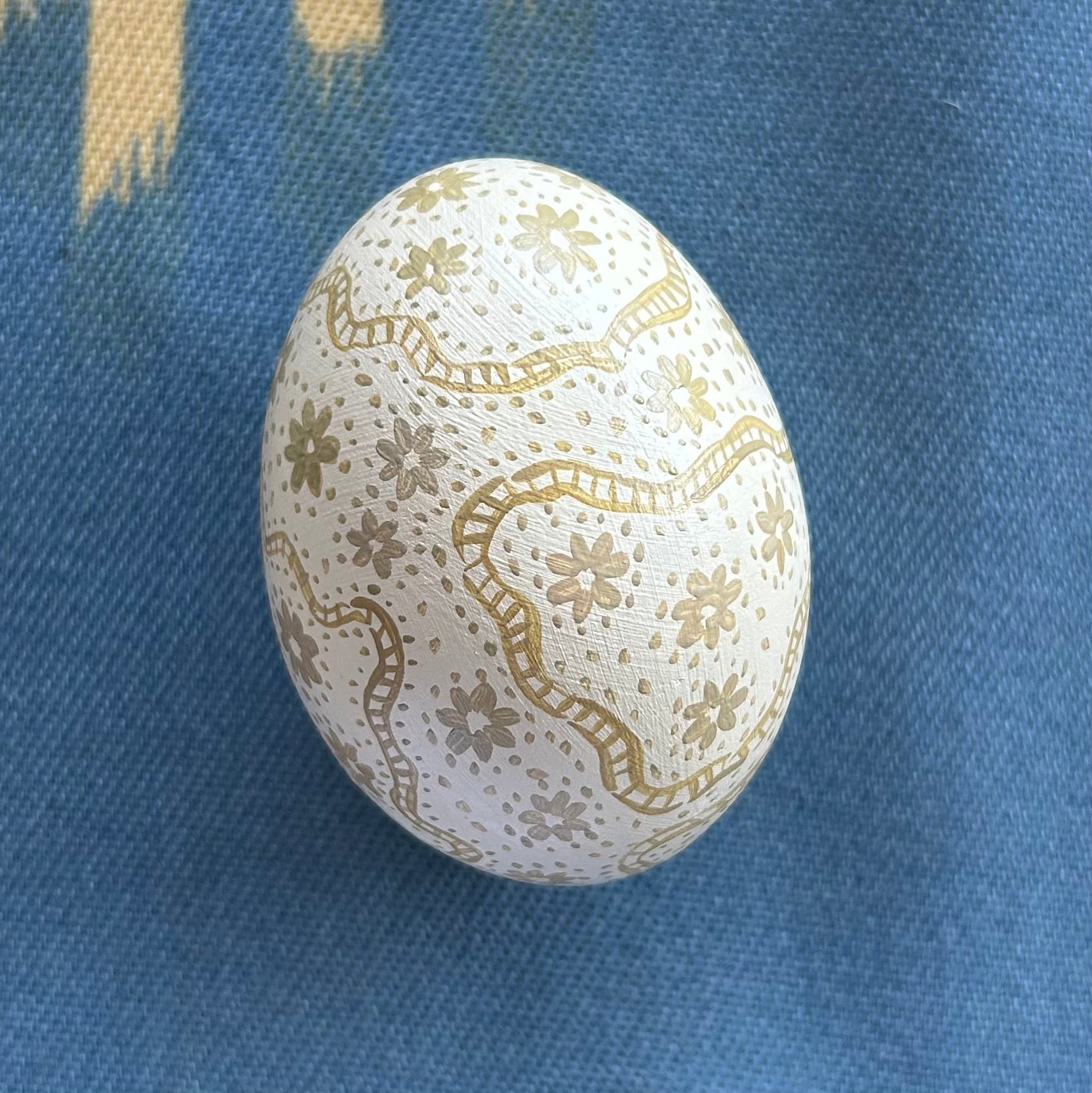 Giraffe and Butterflies Egg