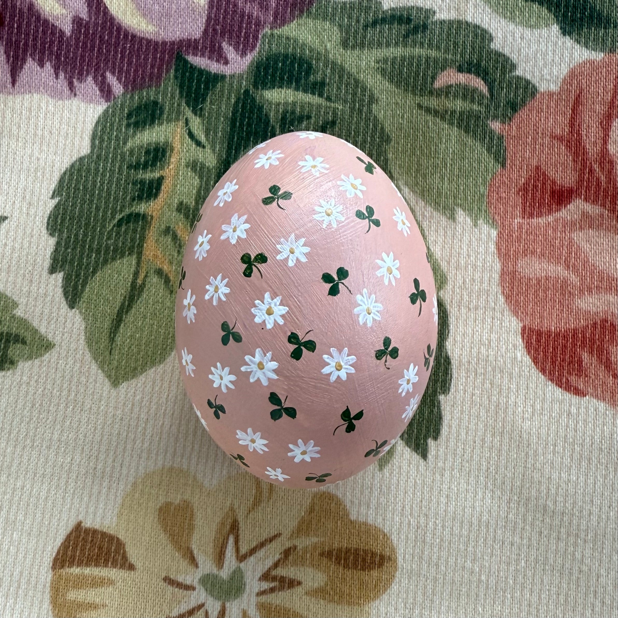 Pansy and Clover Egg