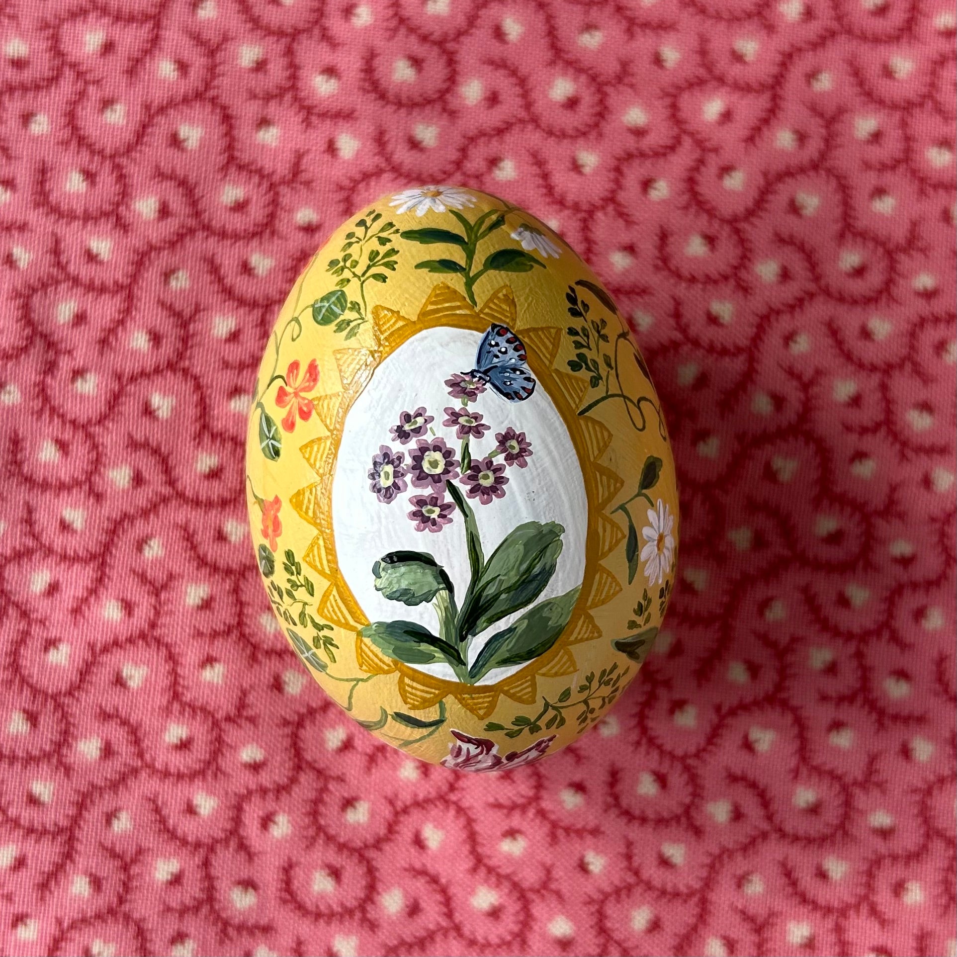 Auricula on Mustard Egg